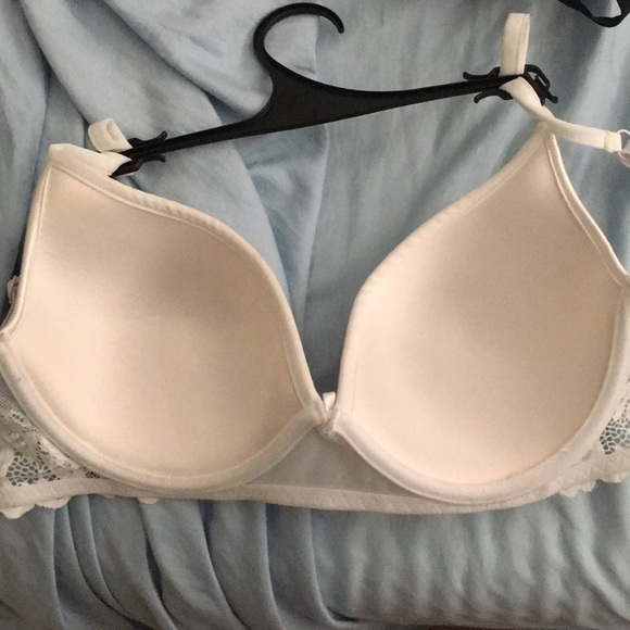 2 New Maidenform Push Up Bras 36D and Bonus - Picture 5 of 5